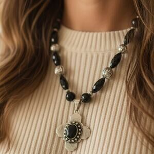 Vintage Mexican Sterling Silver Cross Pendant Necklace – 925 – Black Stone